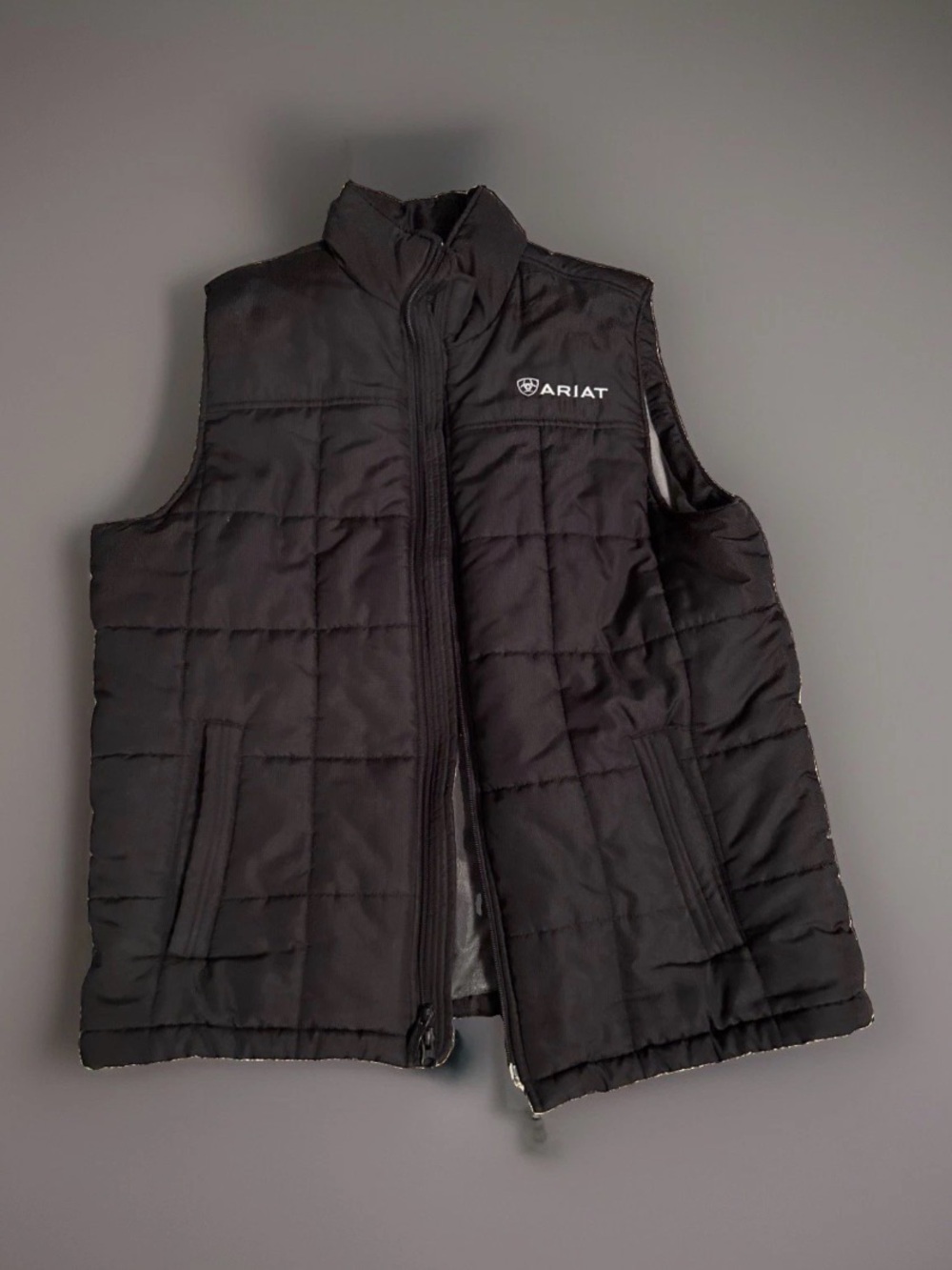 Ariat Men's Black Quilted Puffer Vest with Logo